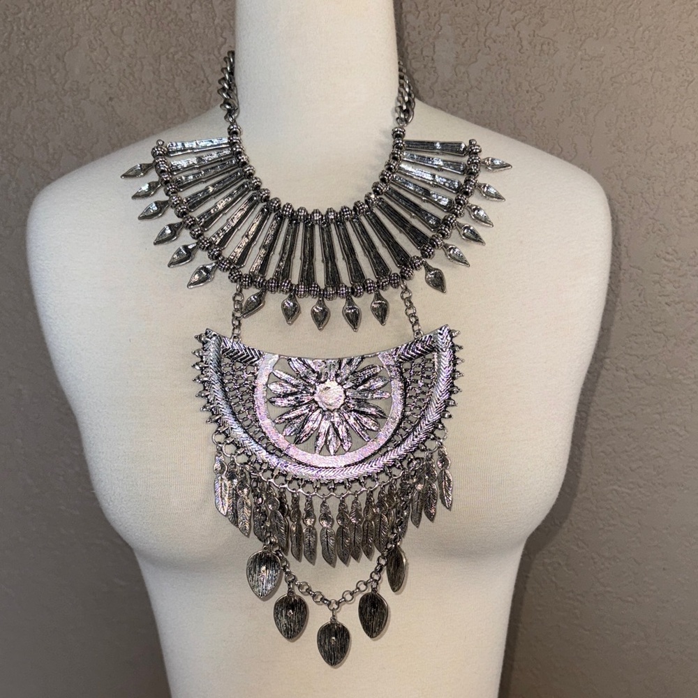 Stunning Tribal Large Statement Bib Necklace - Picture 9 of 12